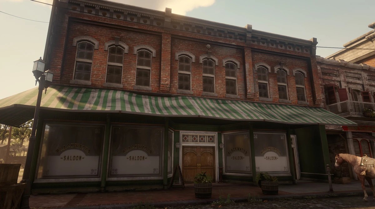 Exterior de Blackwater Saloon en Blackwater